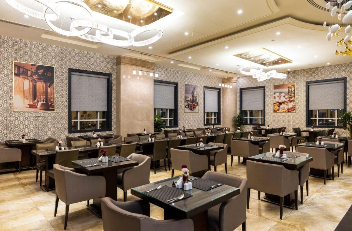 Warwick Al Dabab Riad Exterior foto